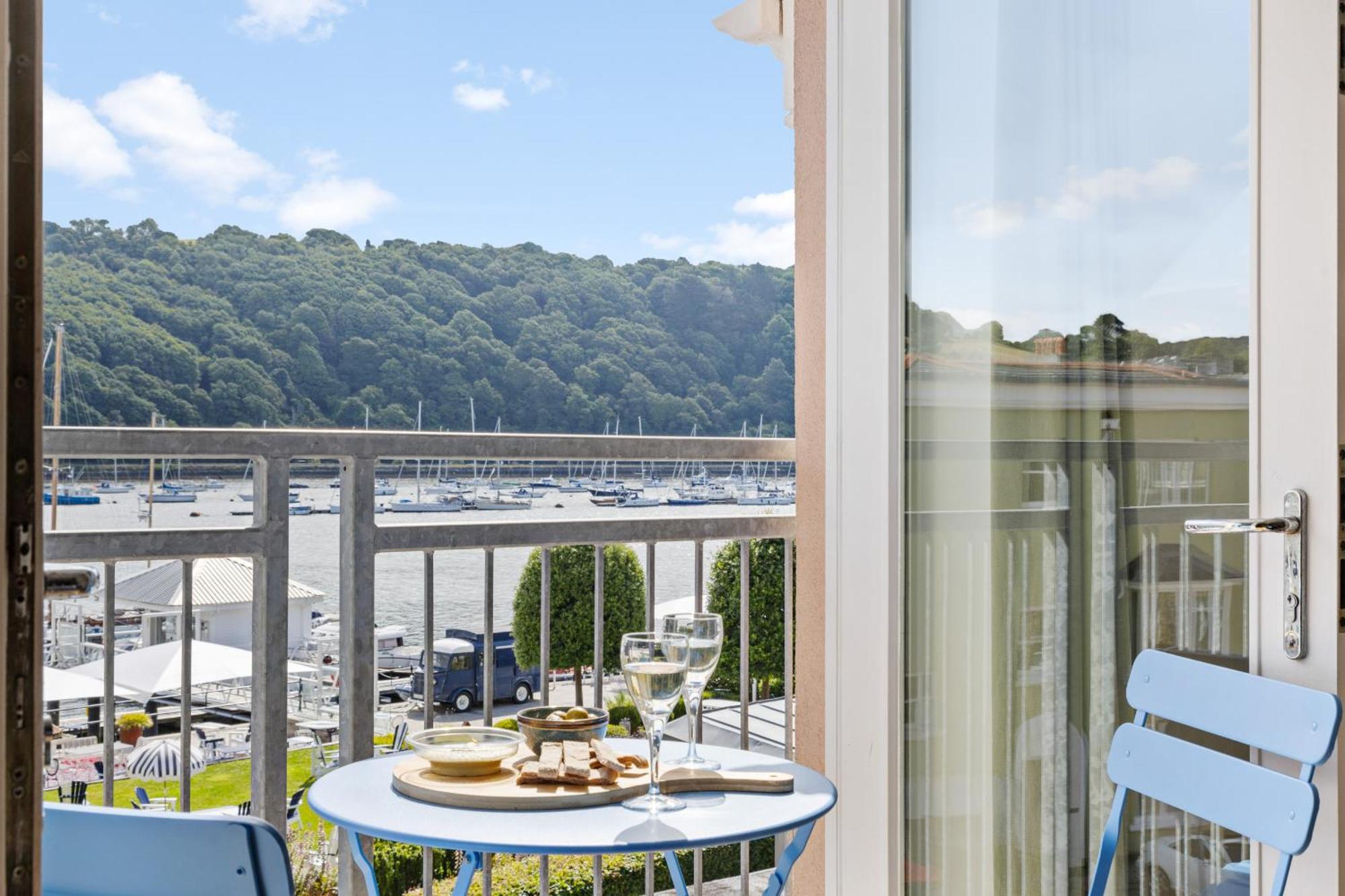 Dart Marina - Luxury Apartment On Marina 다트머스 외부 사진
